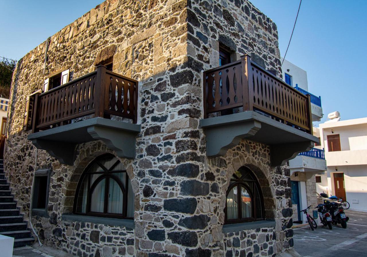 Plousiadi΄S Stone House Apartment Paloi Bagian luar foto