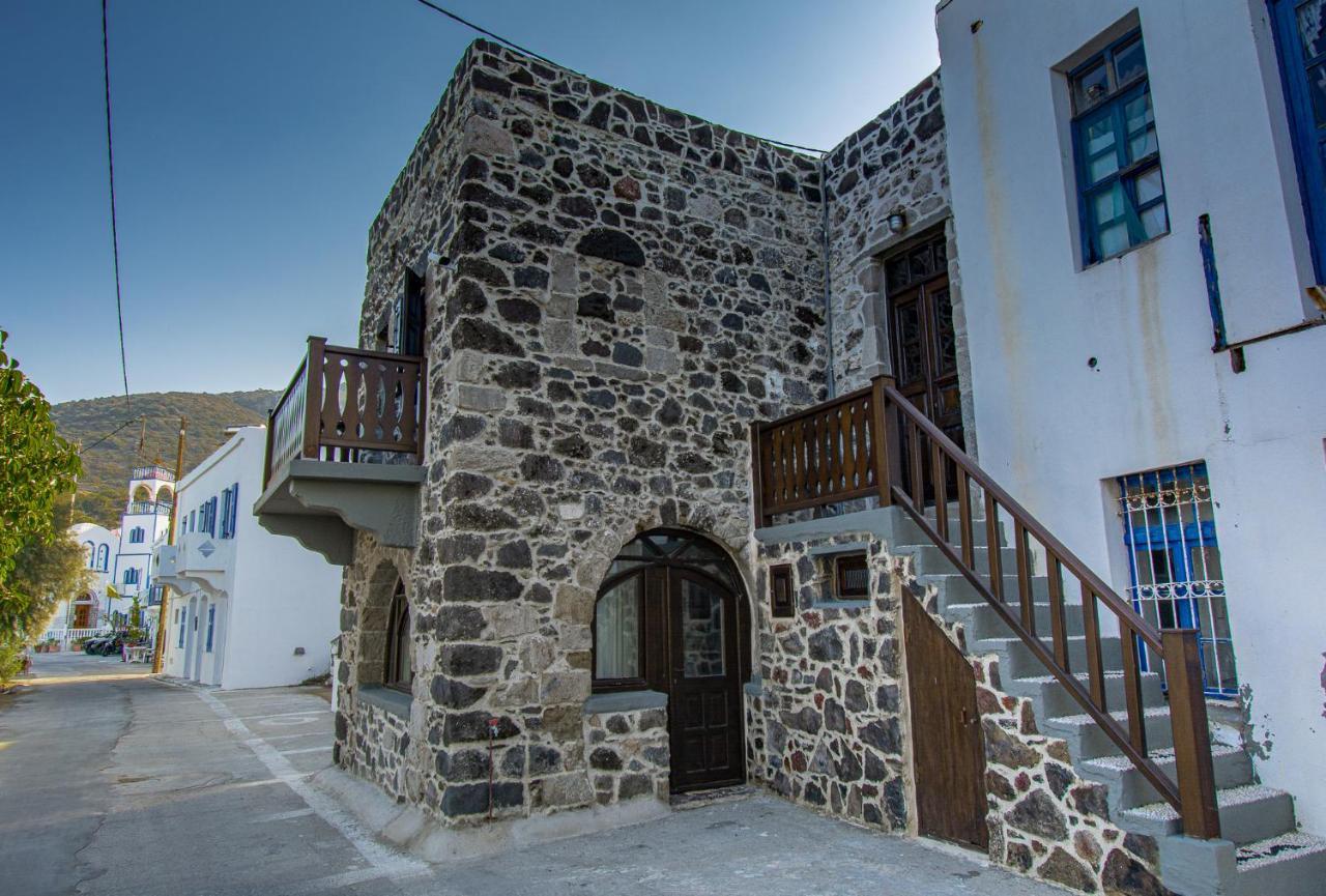 Plousiadi΄S Stone House Apartment Paloi Bagian luar foto