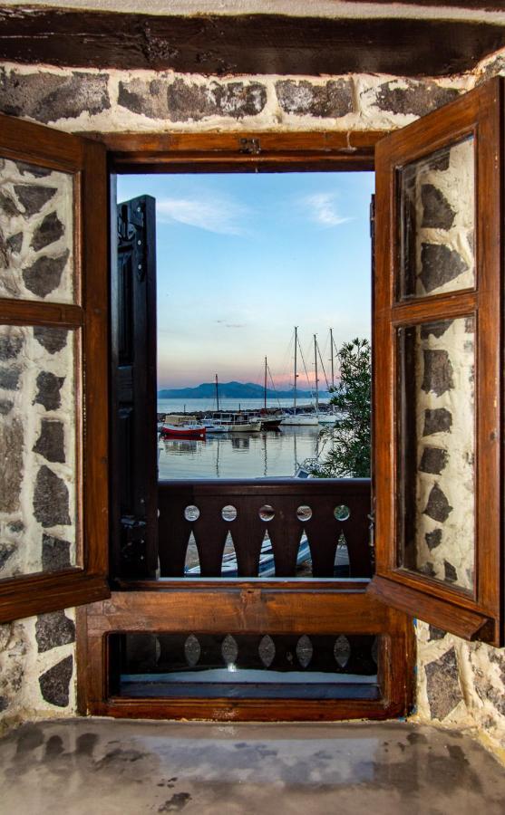 Plousiadi΄S Stone House Apartment Paloi Bagian luar foto